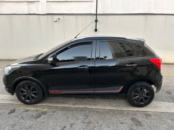 FORD KA 1.0 TI-VCT FLEX SE TRAIL MANUAL FORD KA 1.0 TI-VCT FLEX SE TRAIL MANUAL